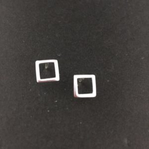 PENDIENTE CUBO AG
