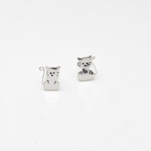 PENDIENTE GATO PLATA DE LEY